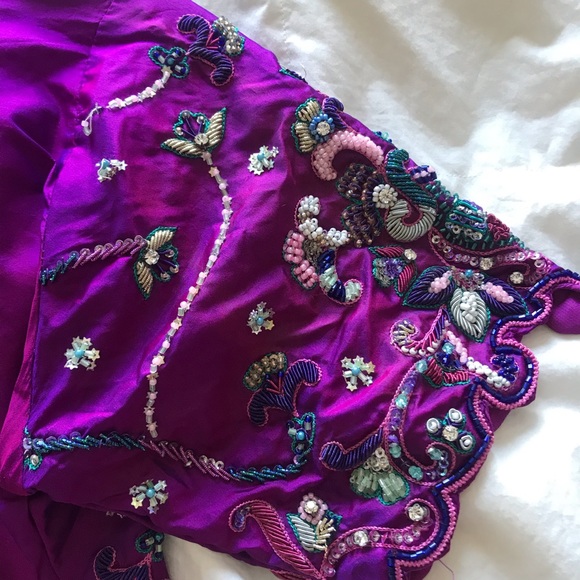 Gorgeous beaded formal Indian / Pakistan dress - Picture 7 of 8